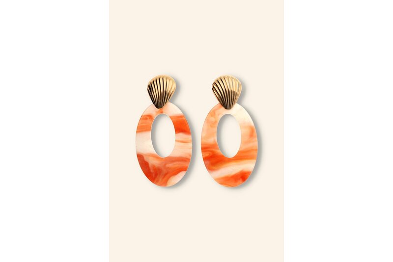 Shell statement earring