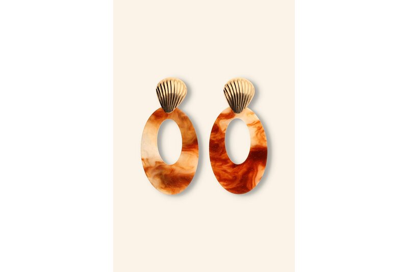 Shell statement earring