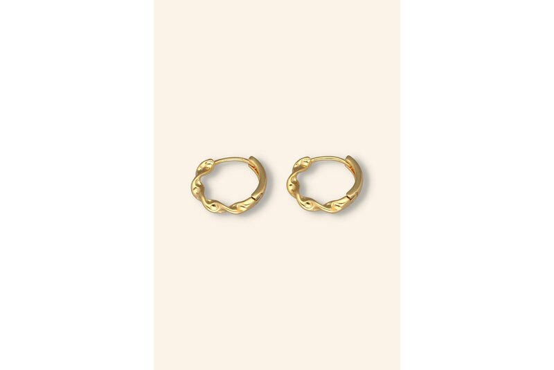 Oorring knots