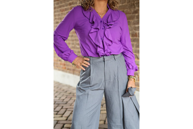 Travel blouse ruffle lila