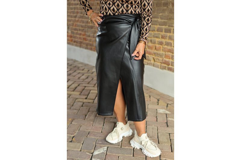 Vegan leather strik rok