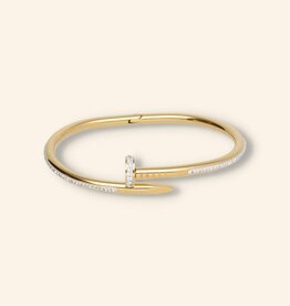 J&J Bracelet nail daimonds