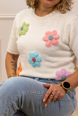 Blooming flower knit