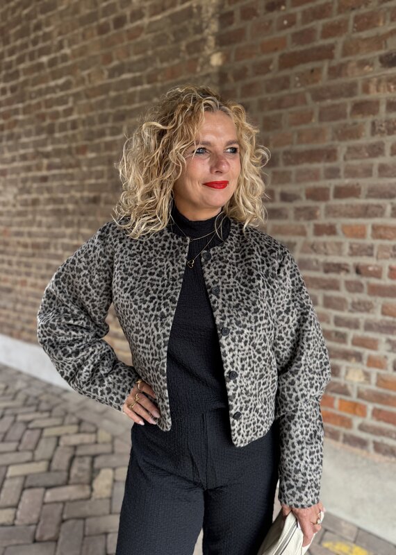 Ymica leo cocoon short jacket black