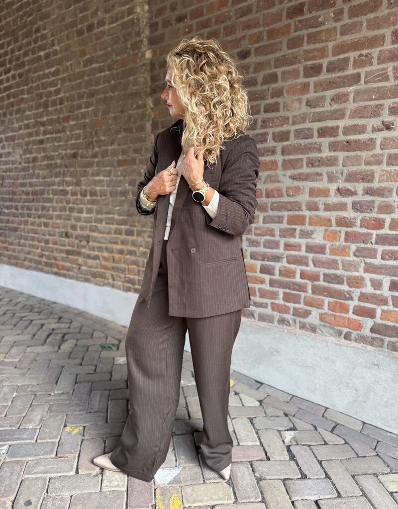 pieces Falka pinstriped blazer brown