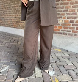 pieces Falka pinstriped tie pants brown