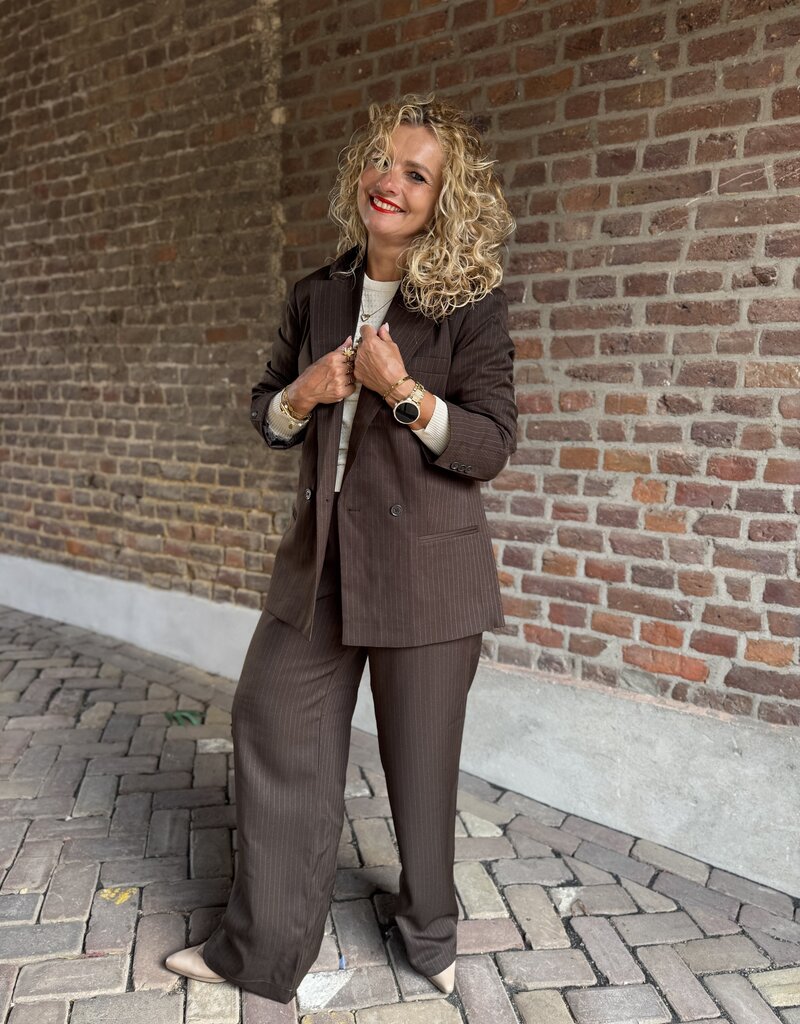 pieces Falka pinstriped tie pants brown