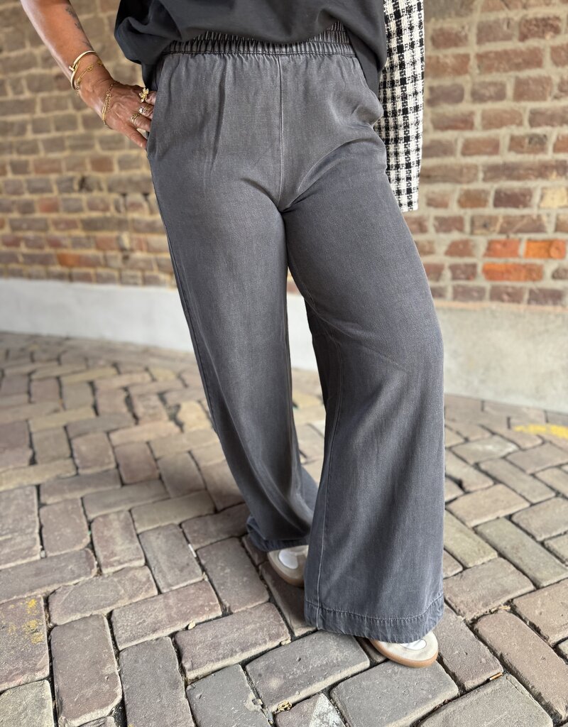 pieces Jasmine hw loose black