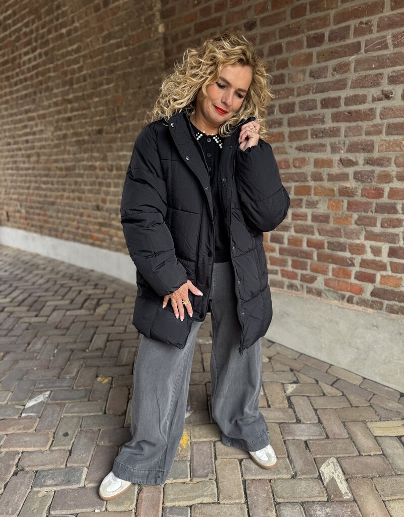 Wonder long hood puffer black