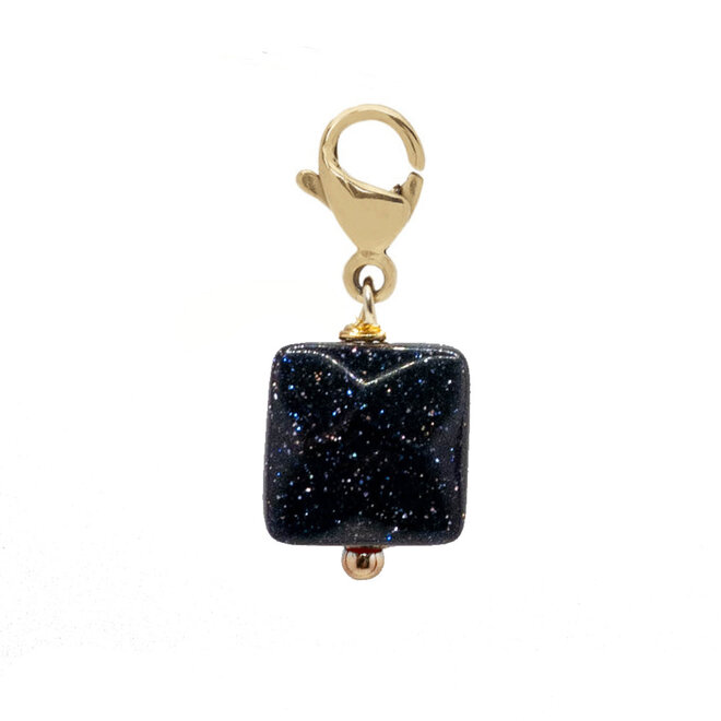 Charm facet vierkant blue goldstone goud