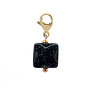 Charm facet vierkant blue goldstone goud