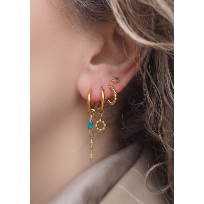 Oorringen square chain cube beads 2mm groen goud