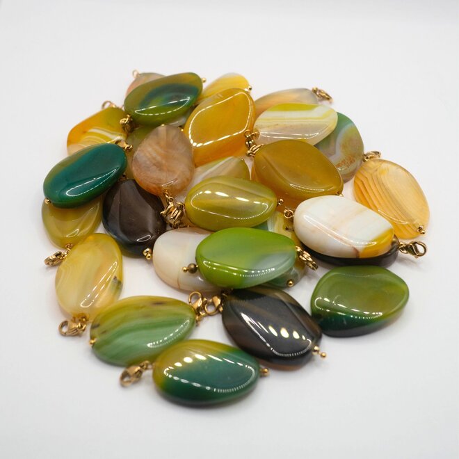 Charm big oval striped agaat groen goud