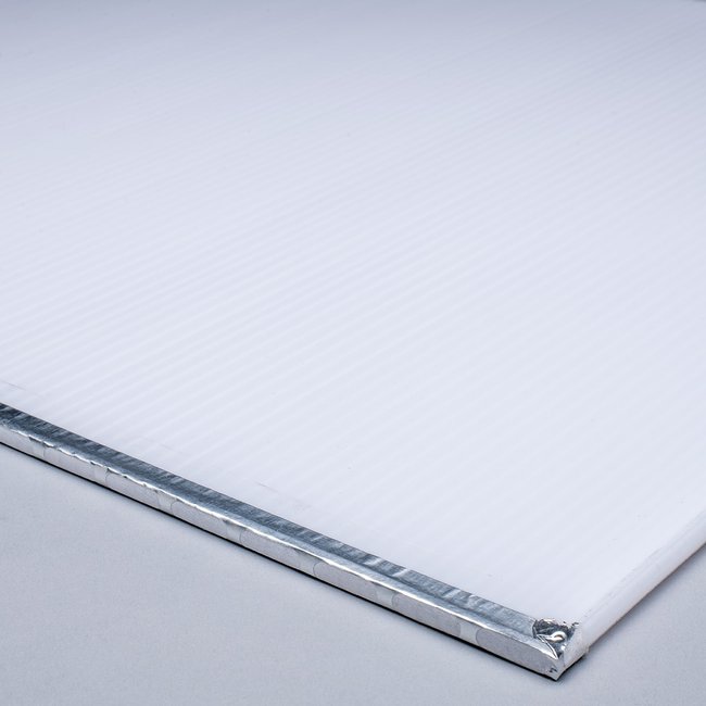 Polycarbonaat kanaalplaat 8 mm opaal 2-wandig