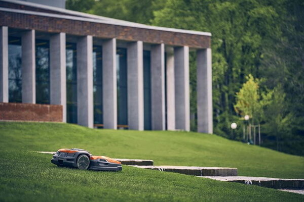 Husqvarna Husqvarna Ceora 544 EPOS <40.000m² Husqvarna Husqvarna Ceora 544 EPOS <40.000m²