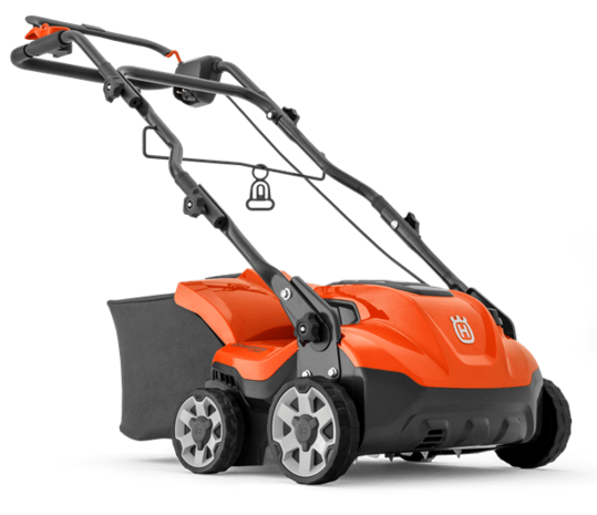 Husqvarna Husqvarna Verticuteermachine S138C Husqvarna Husqvarna Verticuteermachine S138C