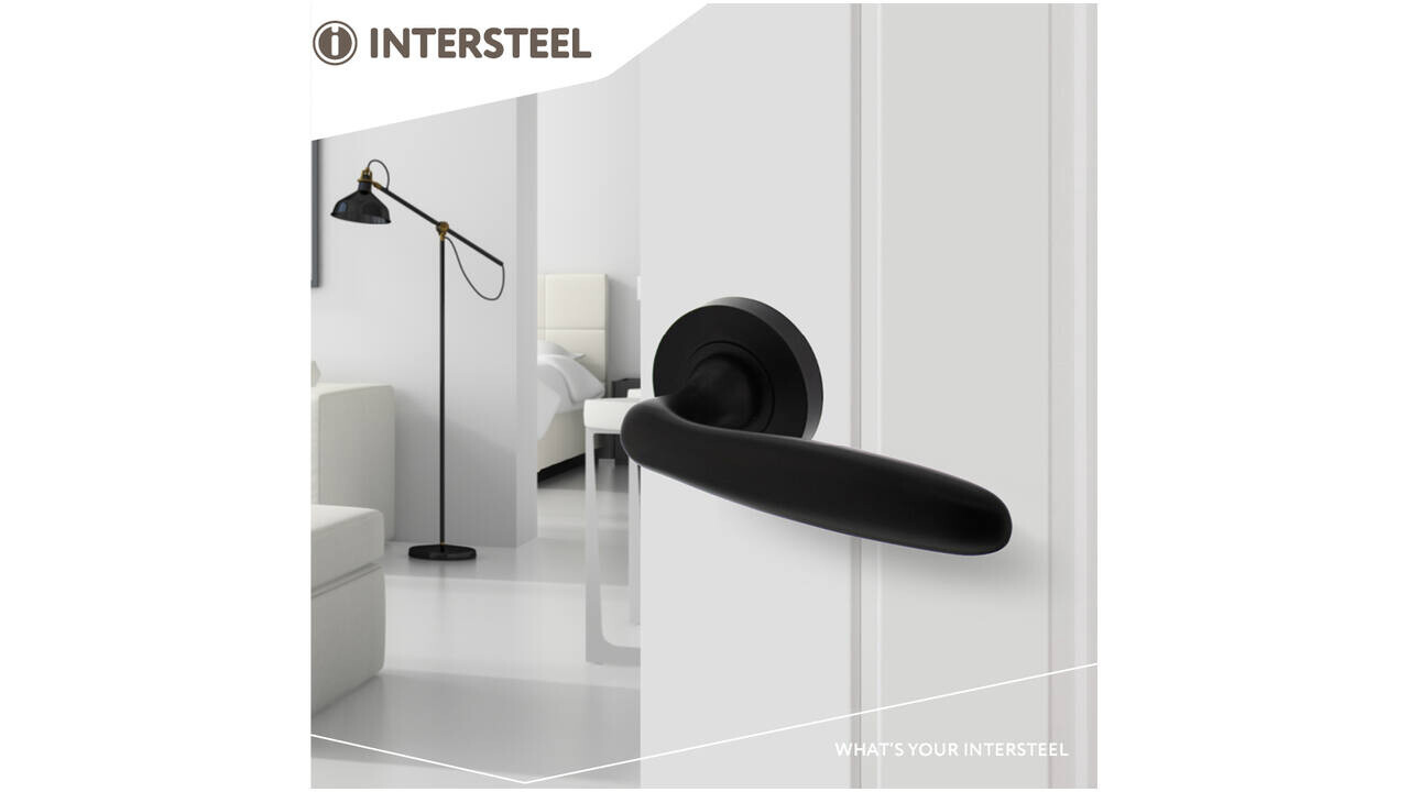 Intersteel Deurkruk Bjorn op rozet verdekt ø52x10mm met nokken zwart Intersteel Deurkruk Bjorn op rozet verdekt ø52x10mm met nokken zwart