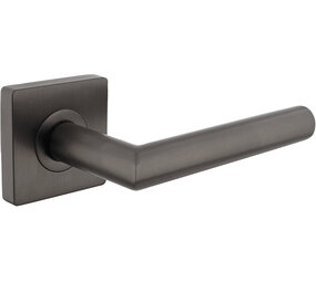 Intersteel Deurkruk Bastian op rozet verdekt 55x55x10mm met nokken antraciet grijs Intersteel Deurkruk Bastian op rozet verdekt 55x55x10mm met nokken antraciet grijs