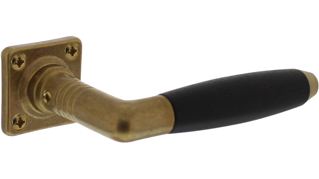 Intersteel Deurkruk Ton 400 met rozet 38x38x5mm messing getrommeld/ebbenhout