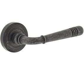 Intersteel Deurkruk Helena op rozet verdekt met rillen ø55x10mm met nokken oud grijs