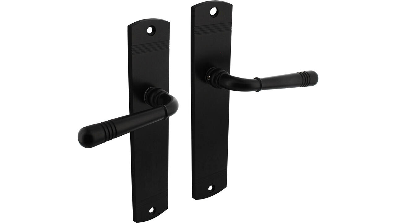 Intersteel Deurkruk Helena op schild afgerond 235x45mm zwart