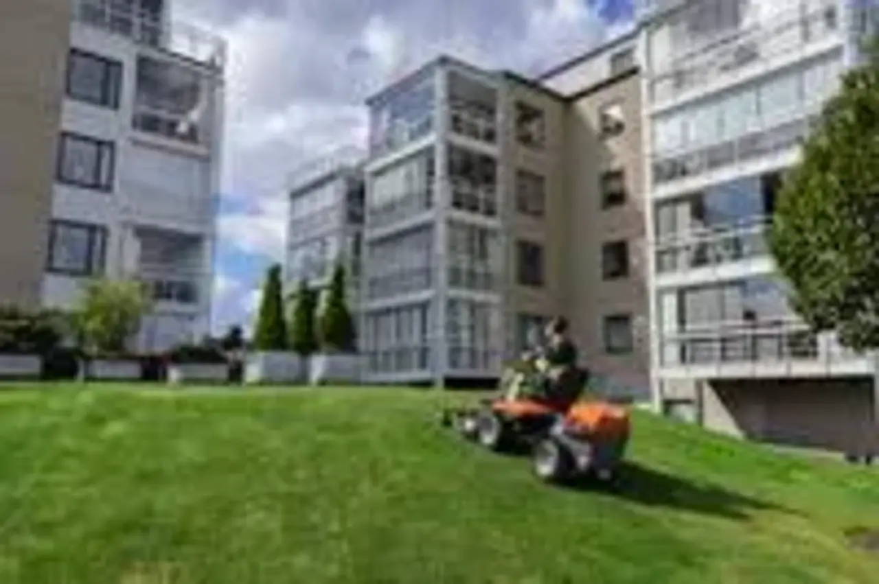 Husqvarna Husqvarna Frontmaaier FM 410i