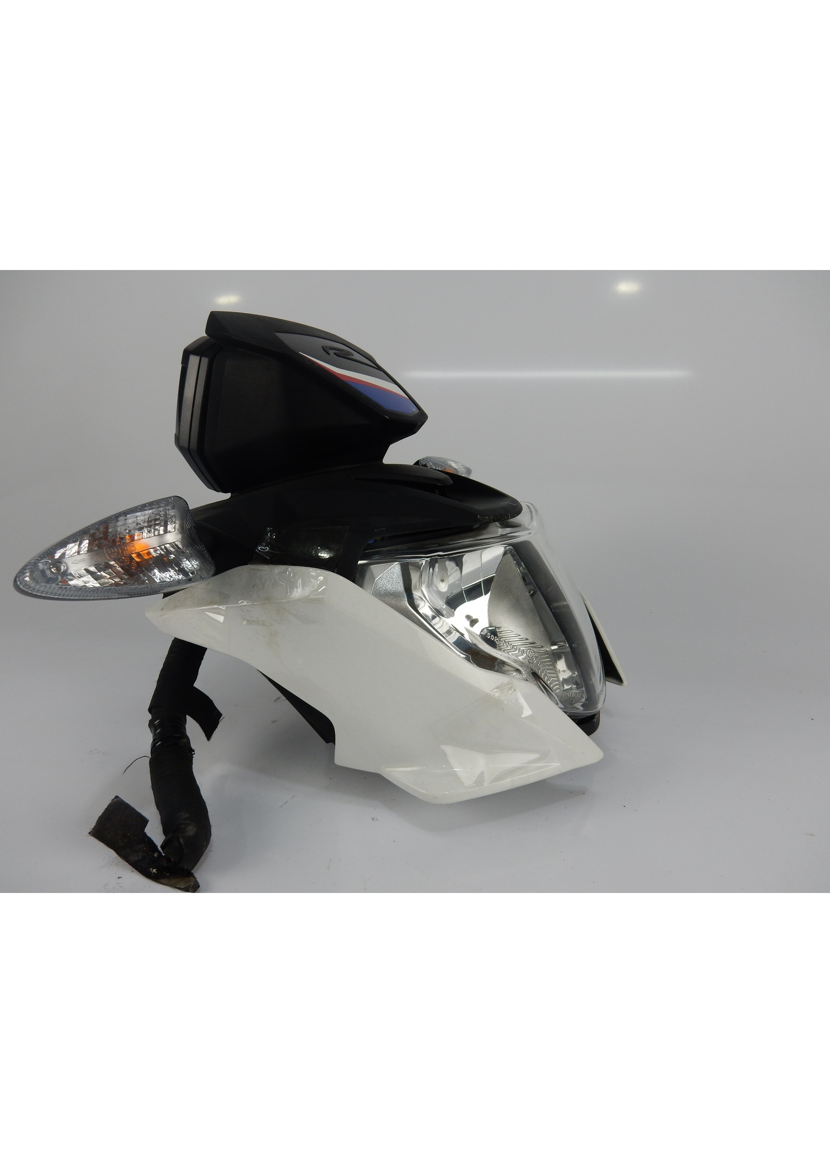 BMW BMW G 310R Koplamp/Afdekkap/Richtingaanwijzer/Koplampdrager/Instrumentenpaneel 63128546522 / 63128392823 / 63138534353 / 63138534352 / 46638556892