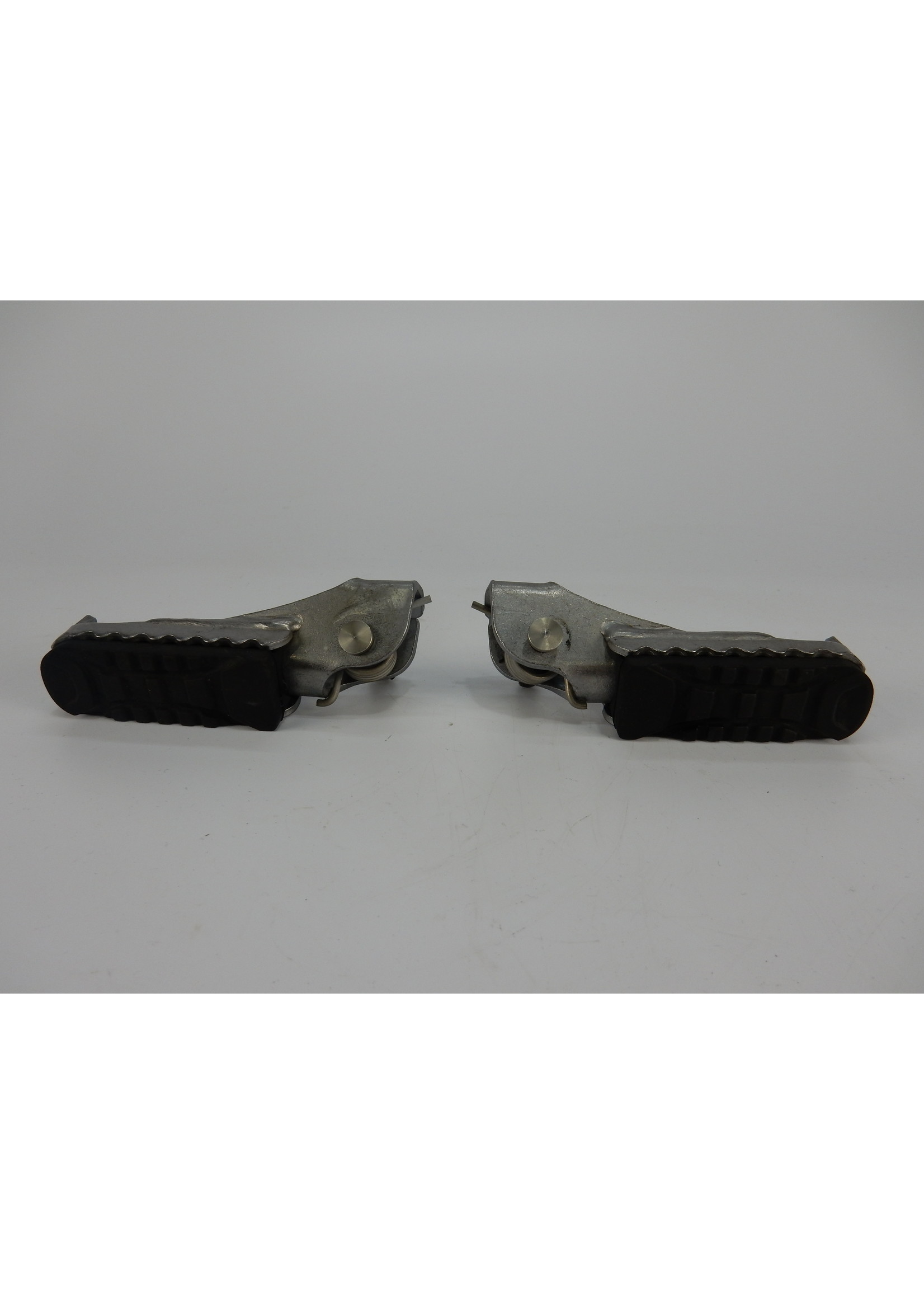 BMW BMW F 750 GS Voetsteun links / Voetsteun rechts / Voetsteunrubber / 46718409415 / 46718530633