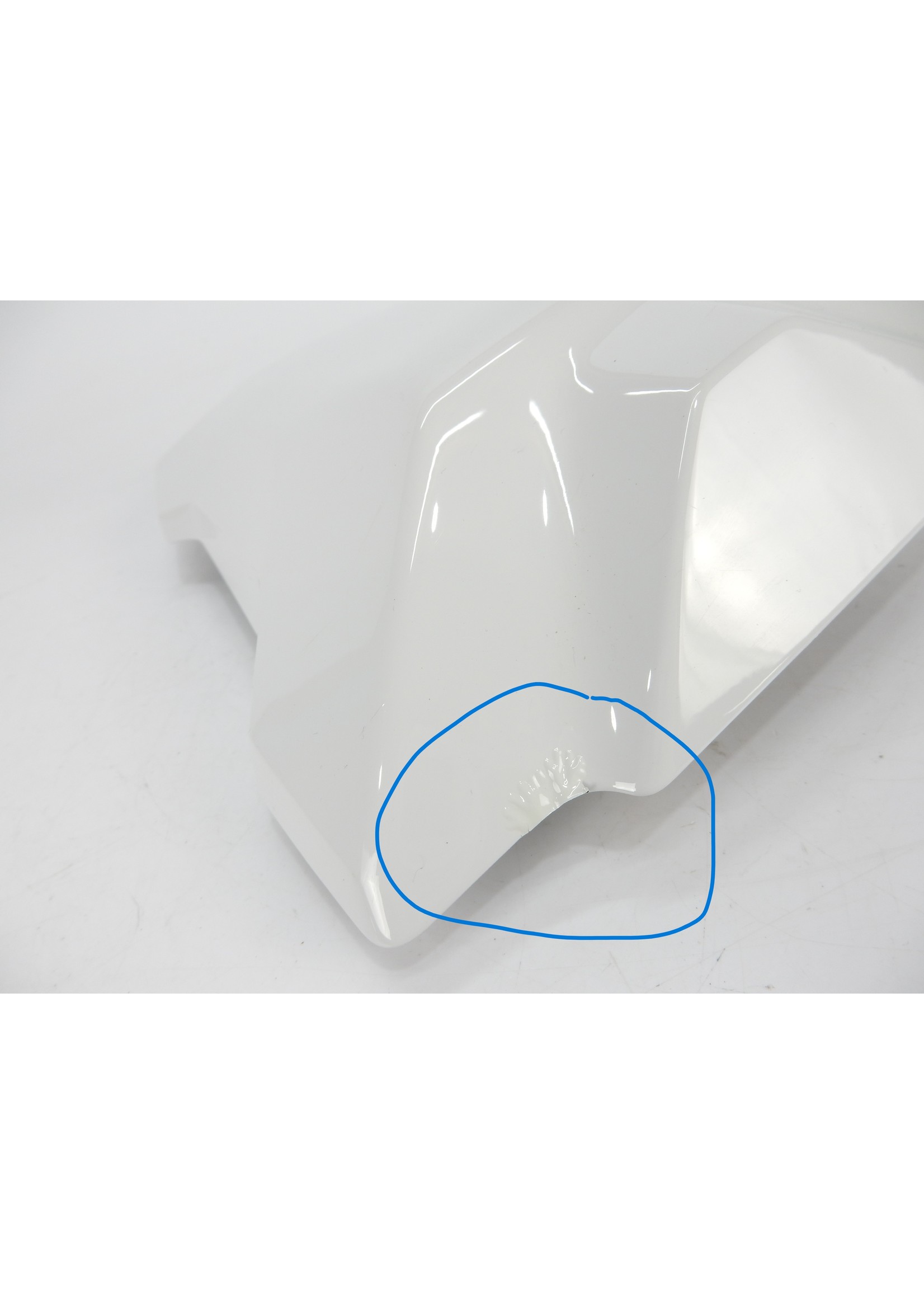 BMW BMW S 1000 RR Afdekking duozitting LIGHT-WHITE / Drager buddyseatafdekking / 52538389025 / 46628389026