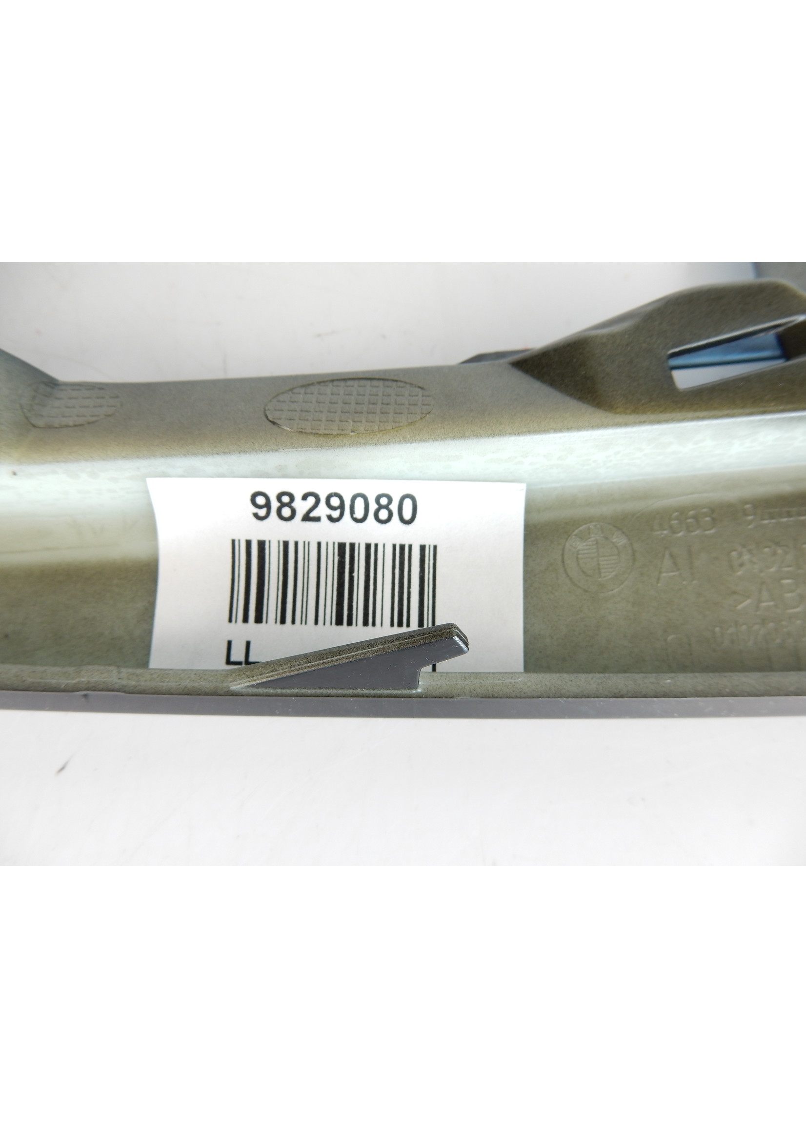 BMW BMW R18 B Transcontinental Blende Frontverkleidung links BLACK / Blende Frontverkleidung rechts BLACK / 46639829079 / 46639829080