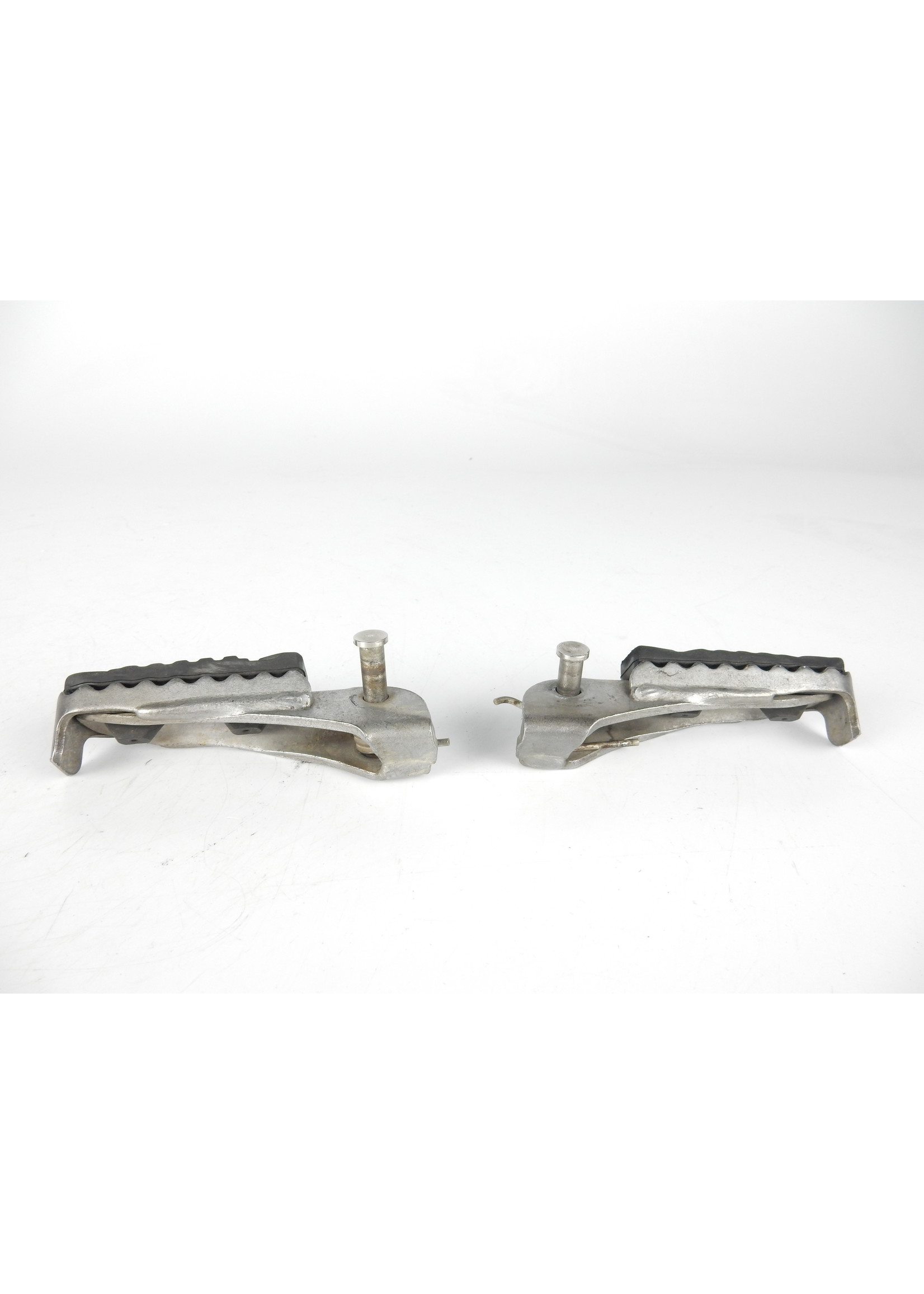 BMW BMW F 850 GS Footrest, left / Footrest, right / Footrest rubber / 46718409415 / 46718409416 / 46718530633