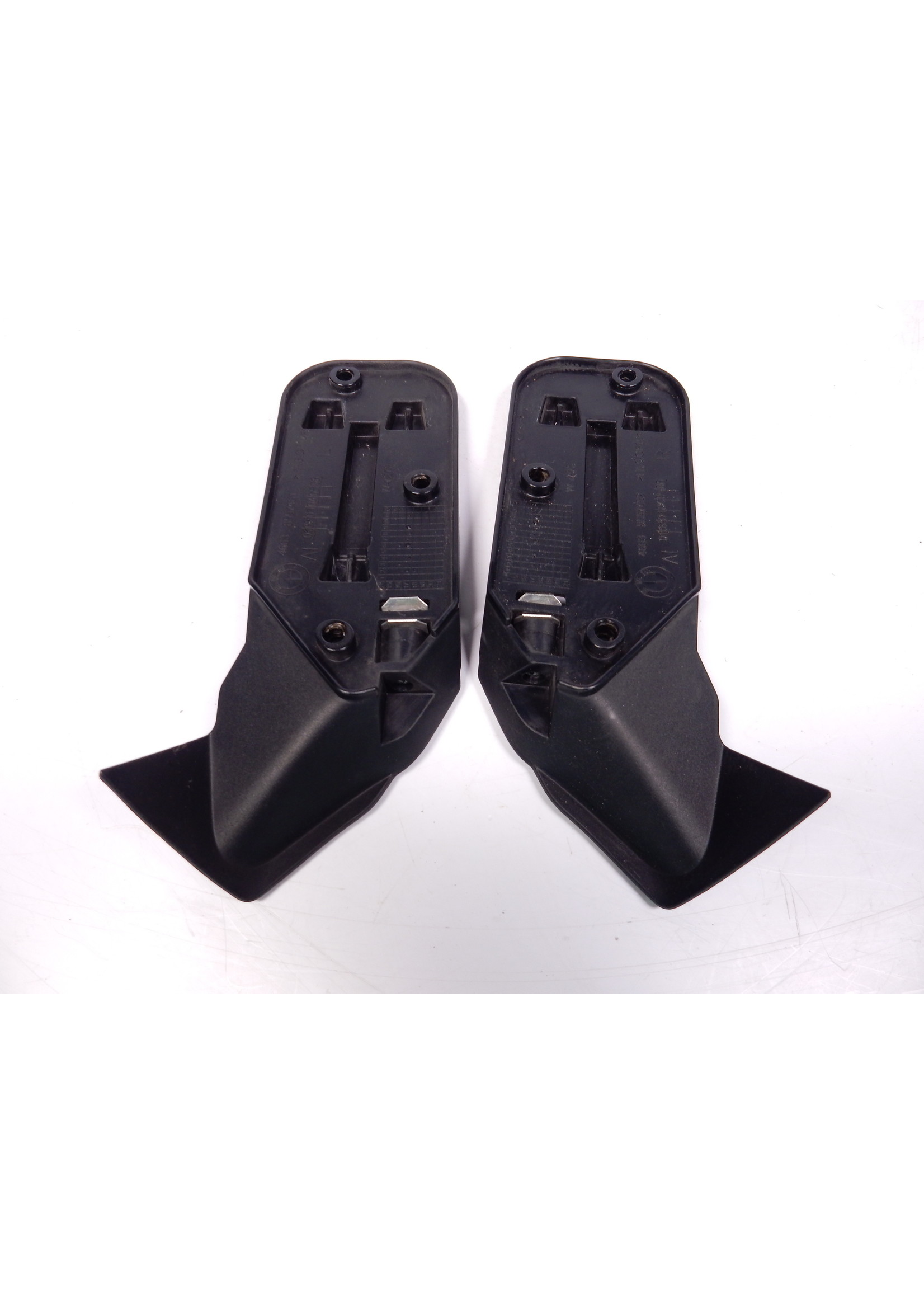 BMW BMW K 1600 Bagger Base plate wind deflector left / Base plate wind deflector right / 46638557481 / 46638557482
