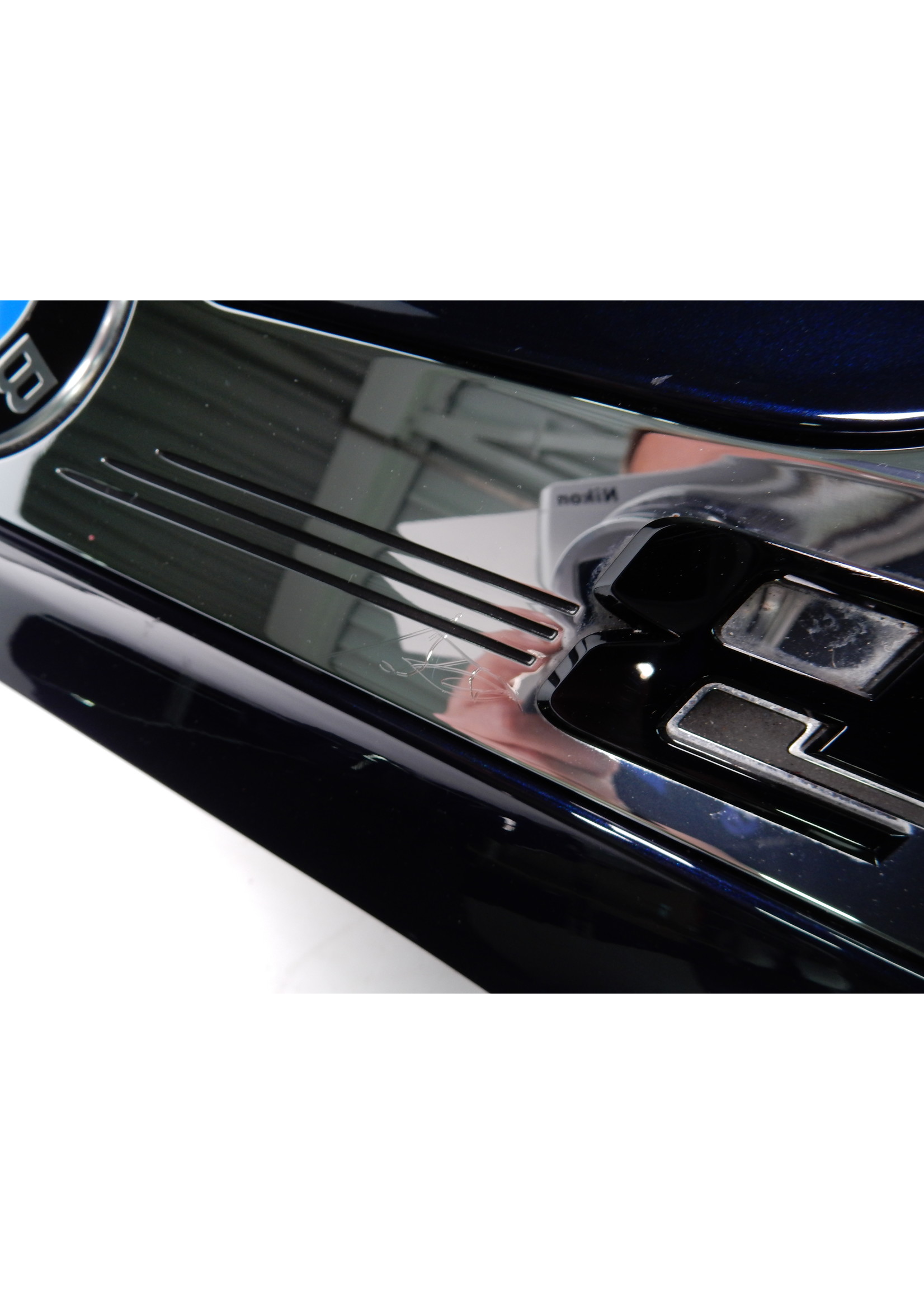 BMW BMW K 1600 Bagger Zijbekleding boven rechts IMPERIAL-BLUE / Zijbekleding onder rechts NIGHTBLACK UNI / Embleemhouder rechts verchroomd / BMW embleem / 46638414896 / 46638557462 / 46638358210 / 46638546386