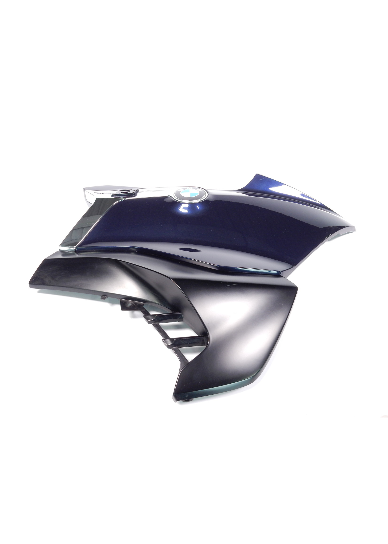BMW BMW K 1600 Bagger Side trim panel, top right IMPERIAL-BLUE / Side trim panel bottom right NIGHTBLACK UNI / Badge carrier, right, chrome-plated / BMW emblem / 46638414896 / 46638557462 / 46638358210 / 46638546386