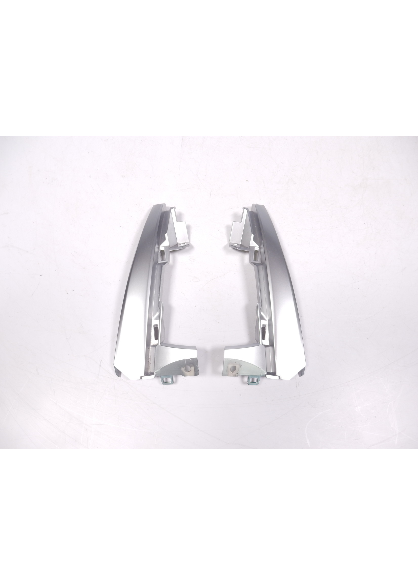 BMW BMW R18 B Transcontinental Afdeklijst frontbeplating links CHROME / Afdeklijst frontbeplating links CHROME / 46639444305 / 46639444306