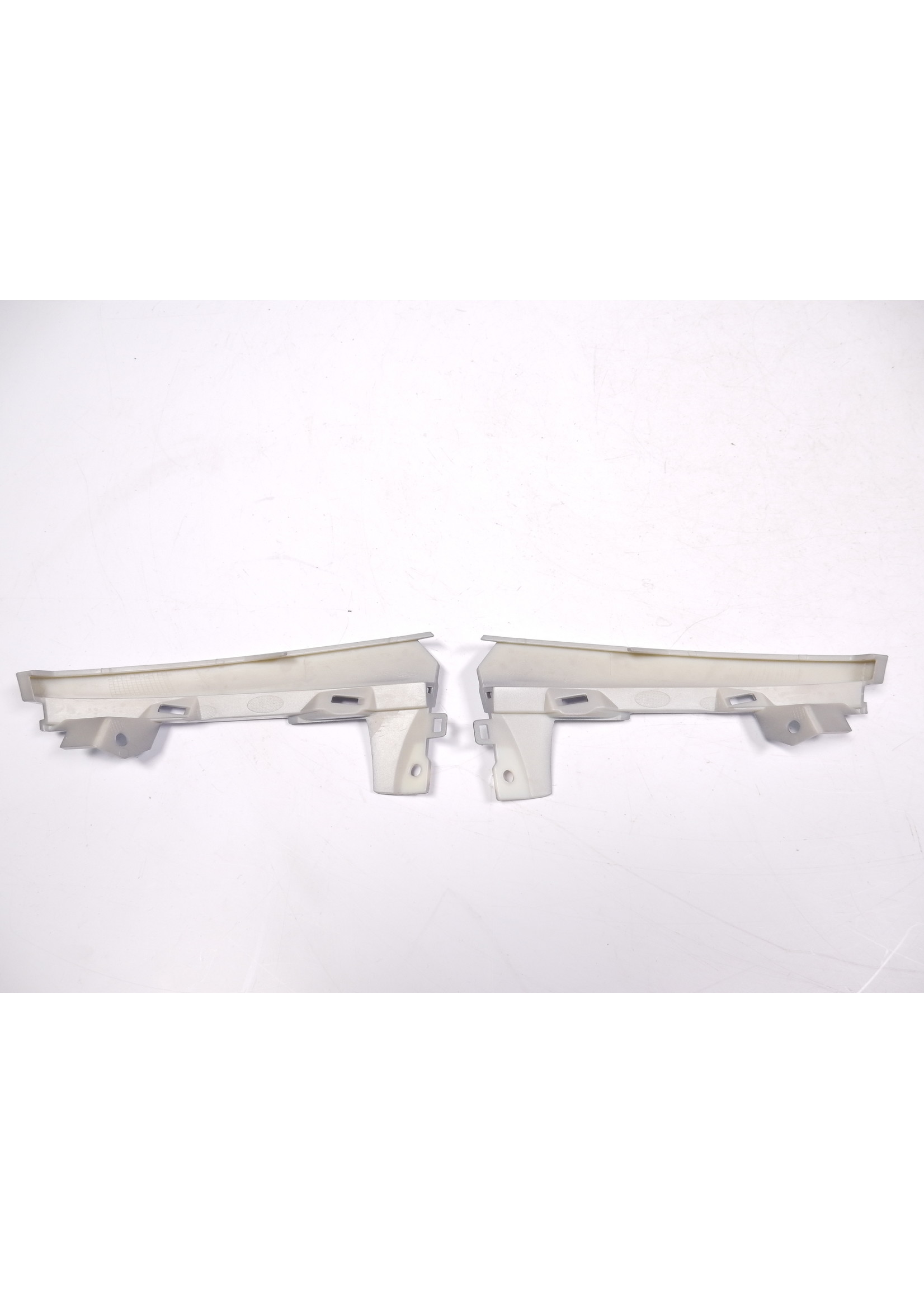 BMW BMW R18 B Transcontinental Trim front trim panel left CHROME / Trim front trim panel right CHROME / 46639444305 / 46639444306