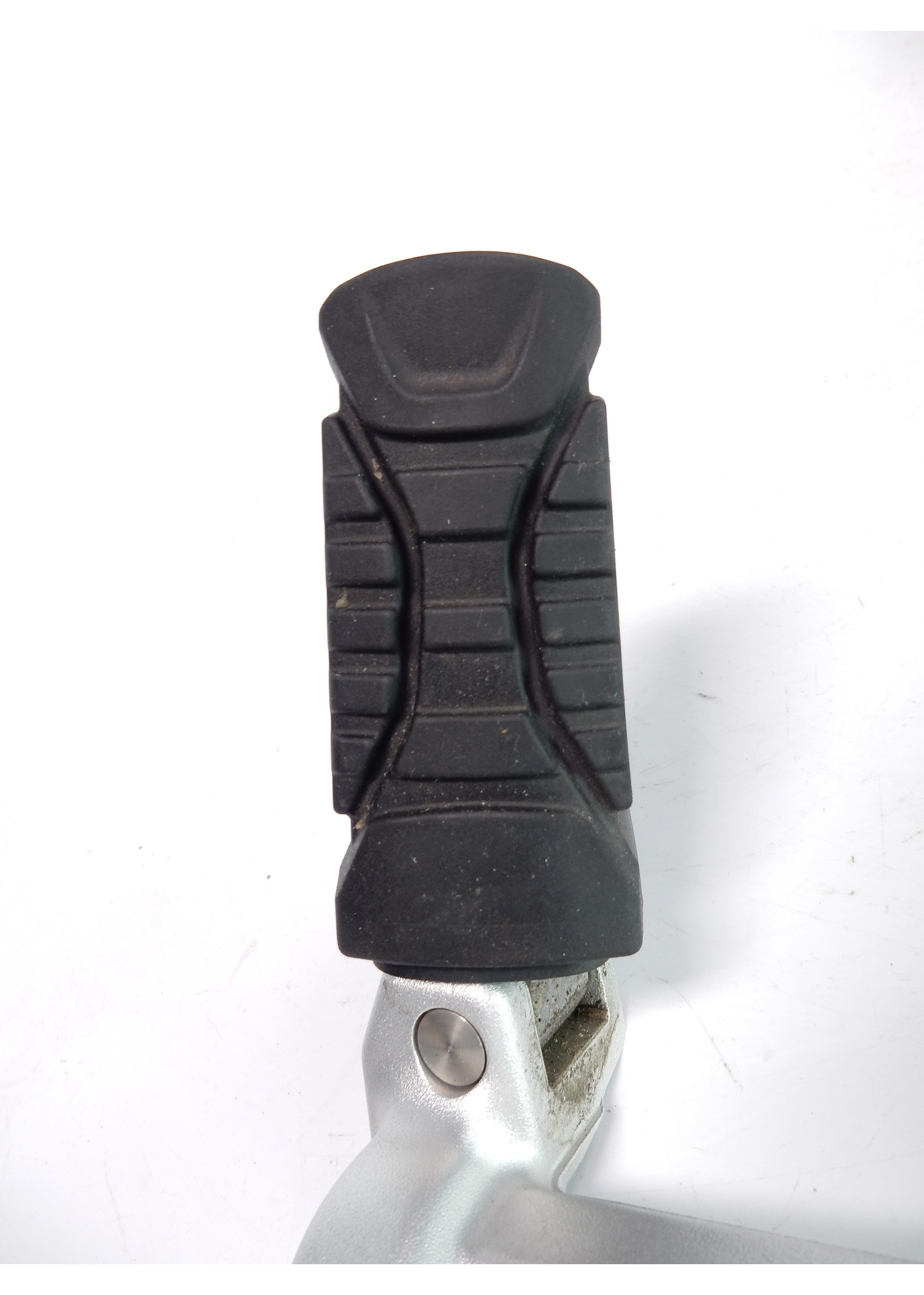 BMW BMW R 1250 GS Adventure Fussrastenhalter hinten rechts / Fussraste hinten rechts / 46718526742 / 46718528794