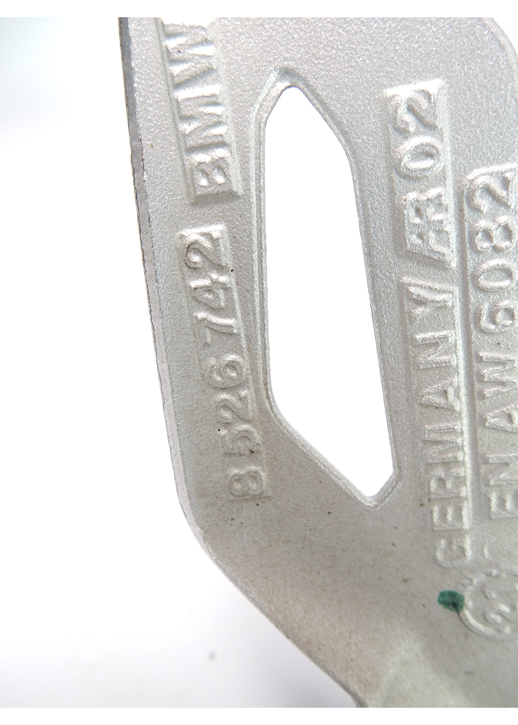 BMW BMW R 1250 GS Adventure Fussrastenhalter hinten rechts / Fussraste hinten rechts / 46718526742 / 46718528794