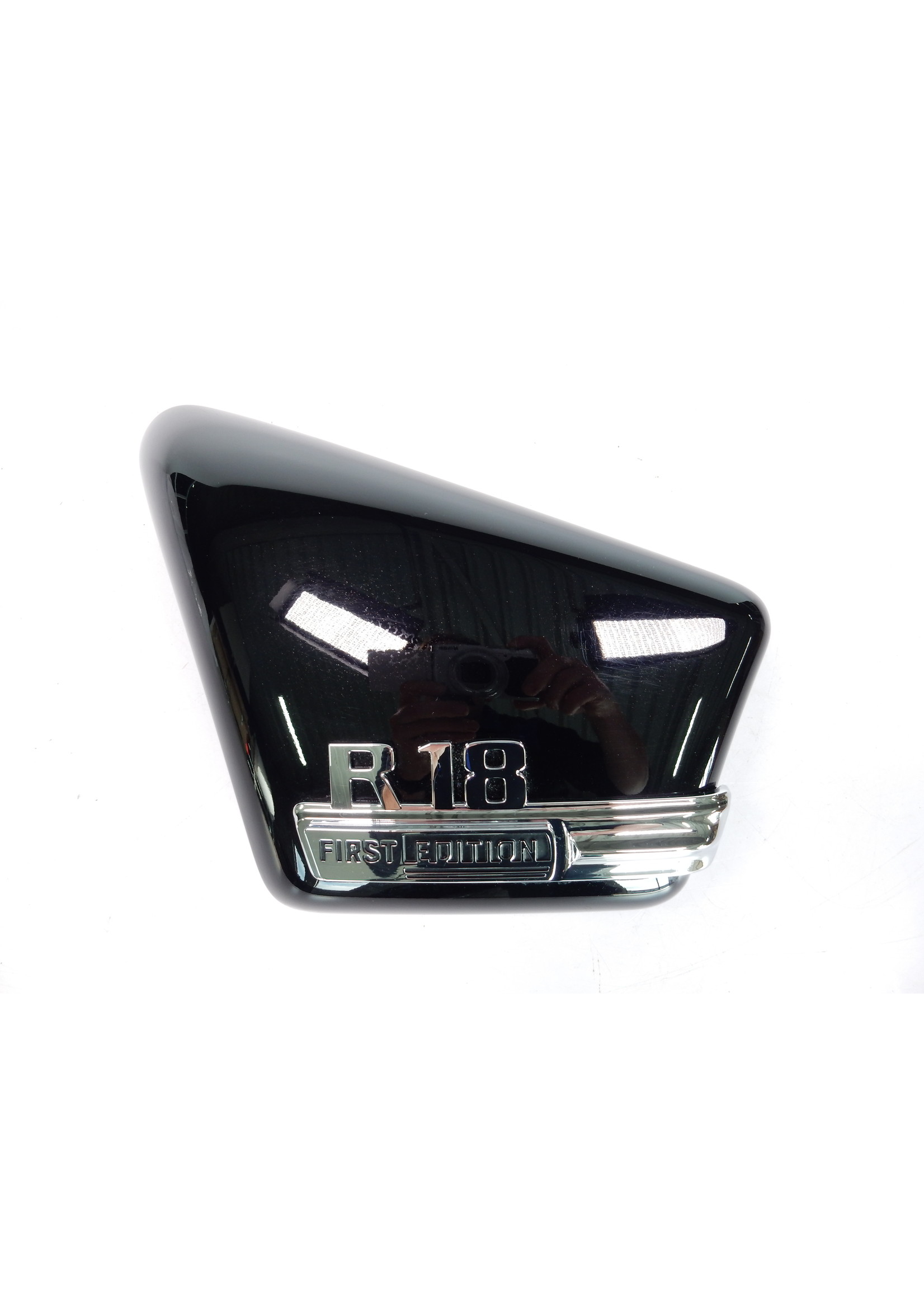 BMW BMW R18 Classic Side cover left / Lettering side cover left / 46631542519 / 46639829365