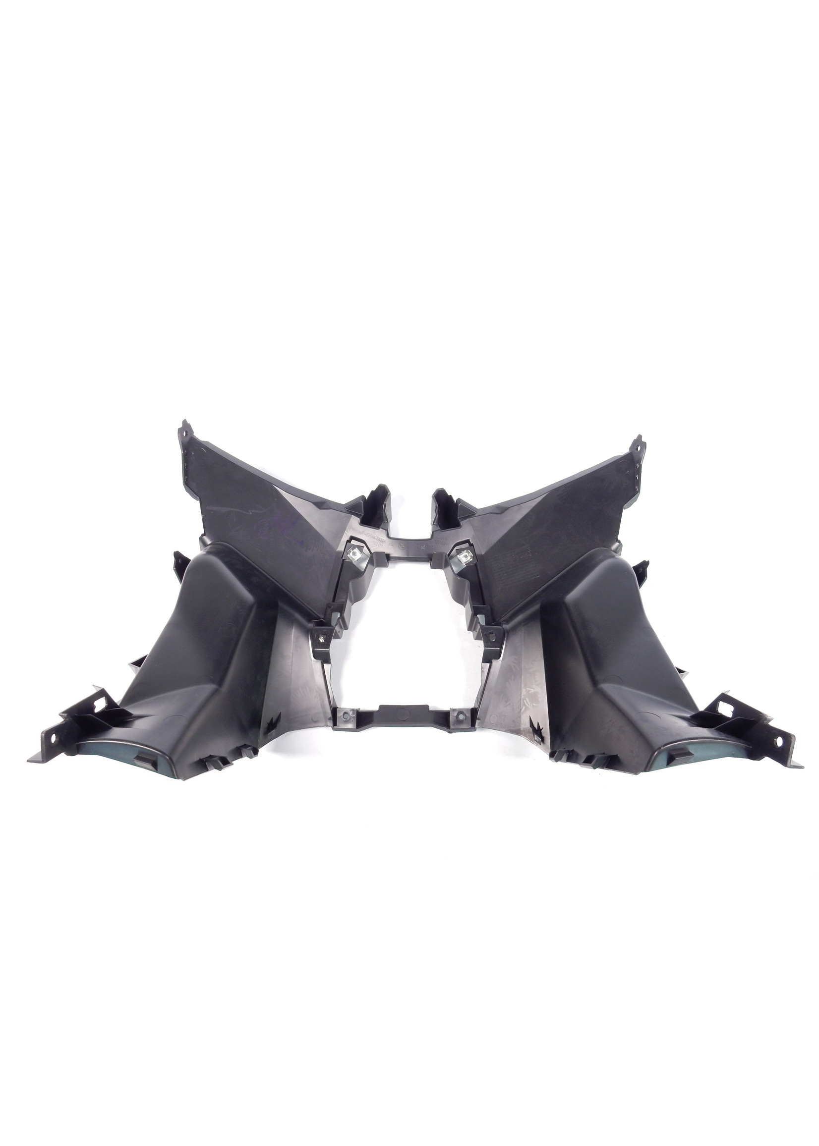 BMW BMW C 400 X Beinschild unten / 46638566808