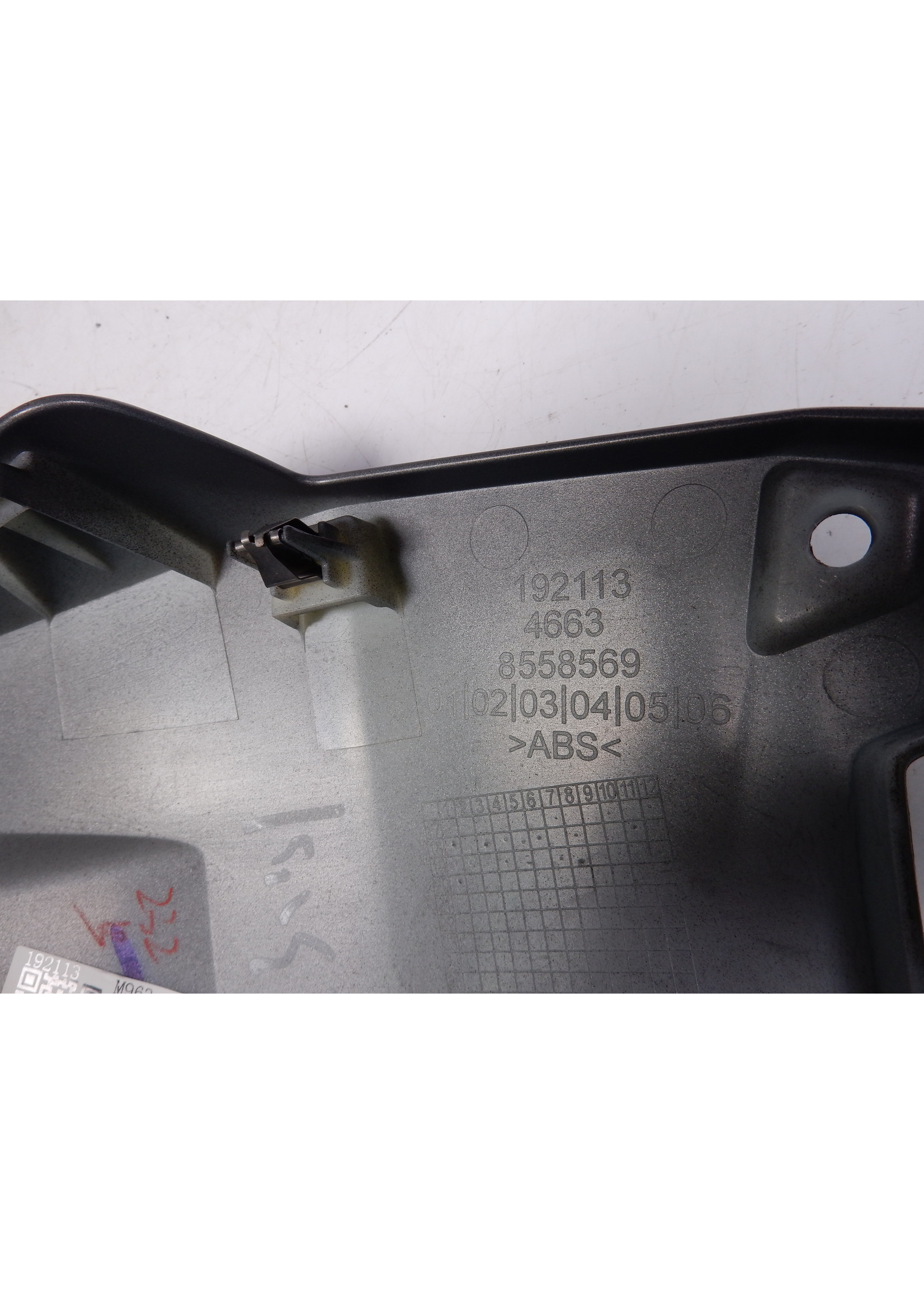 BMW BMW C 400 X Batterieabdeckung / 46638558569