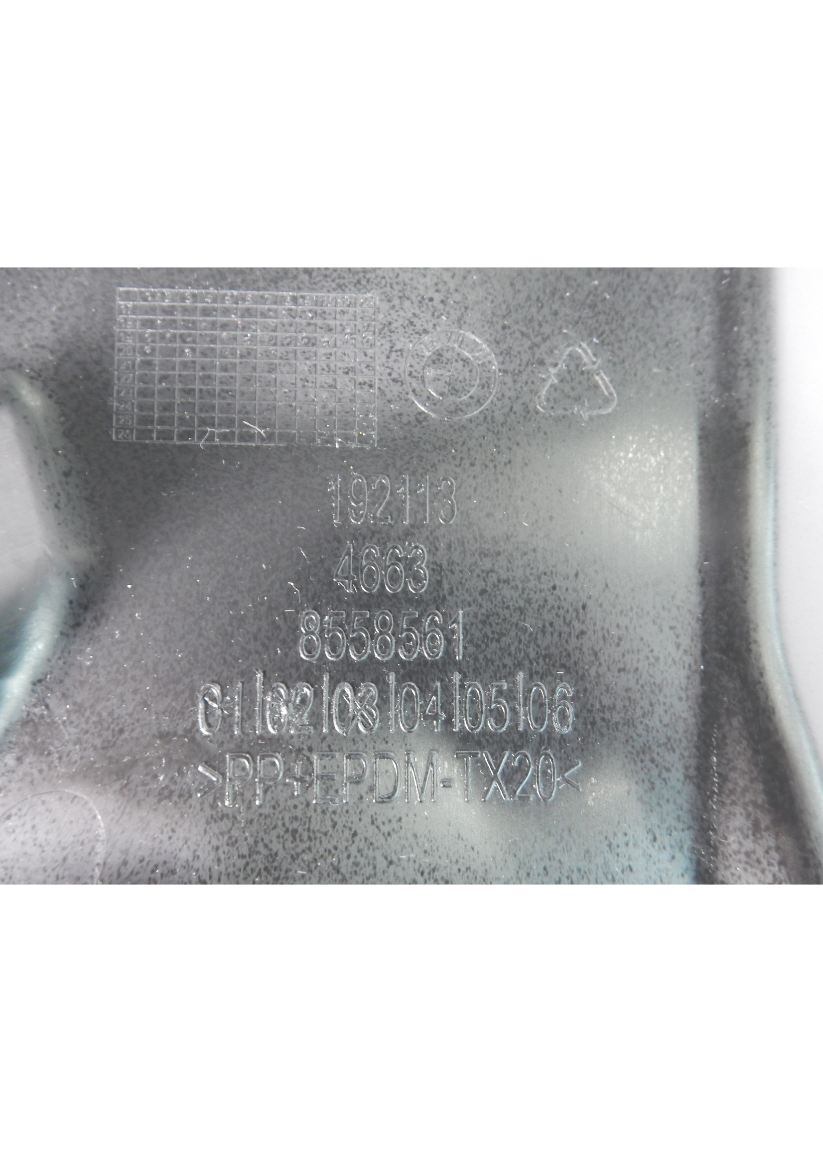 BMW BMW C 400 X Radiateurafdekplaat / 46638558561