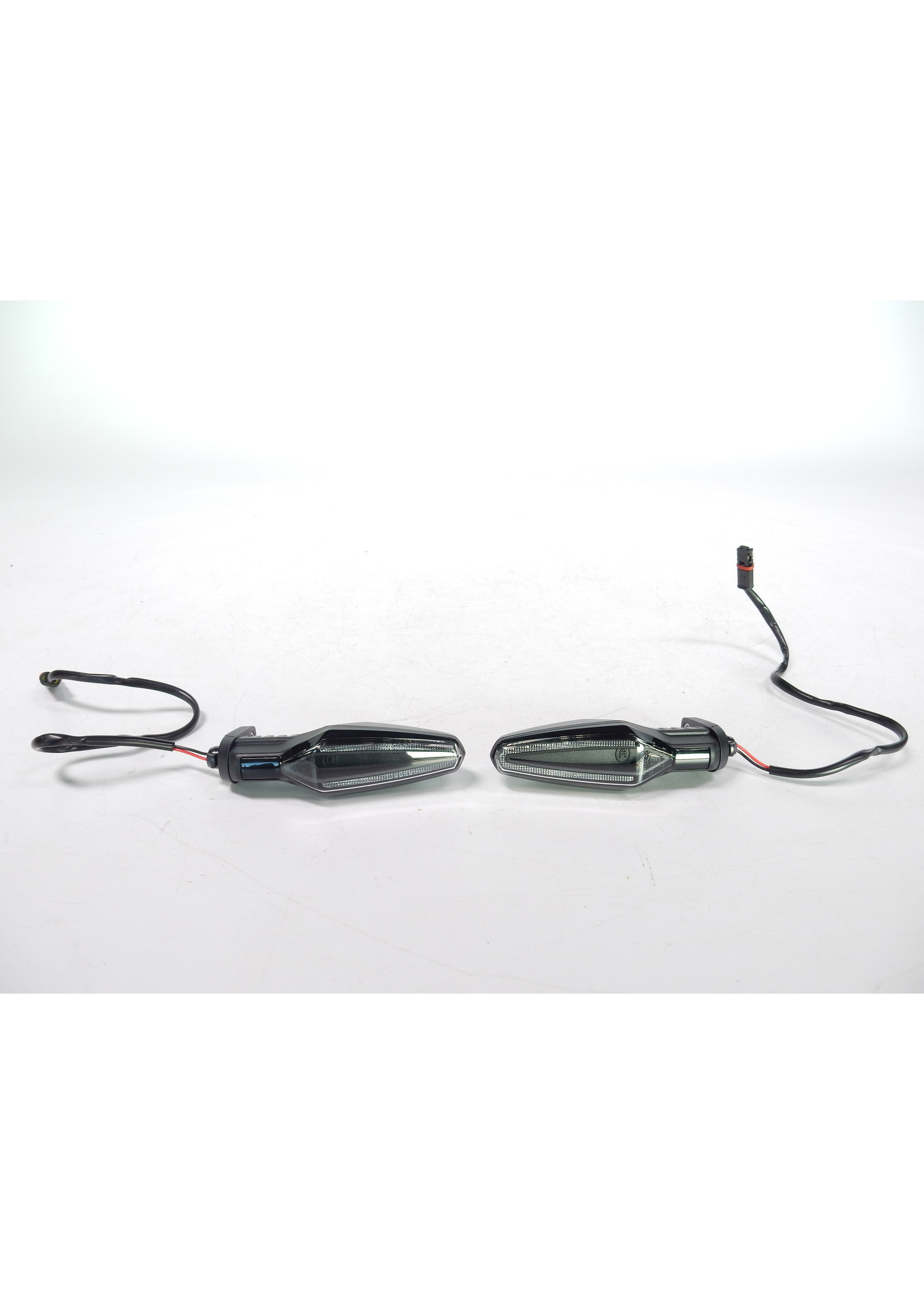 BMW BMW G 310 R LED turn indicator / 63138557188