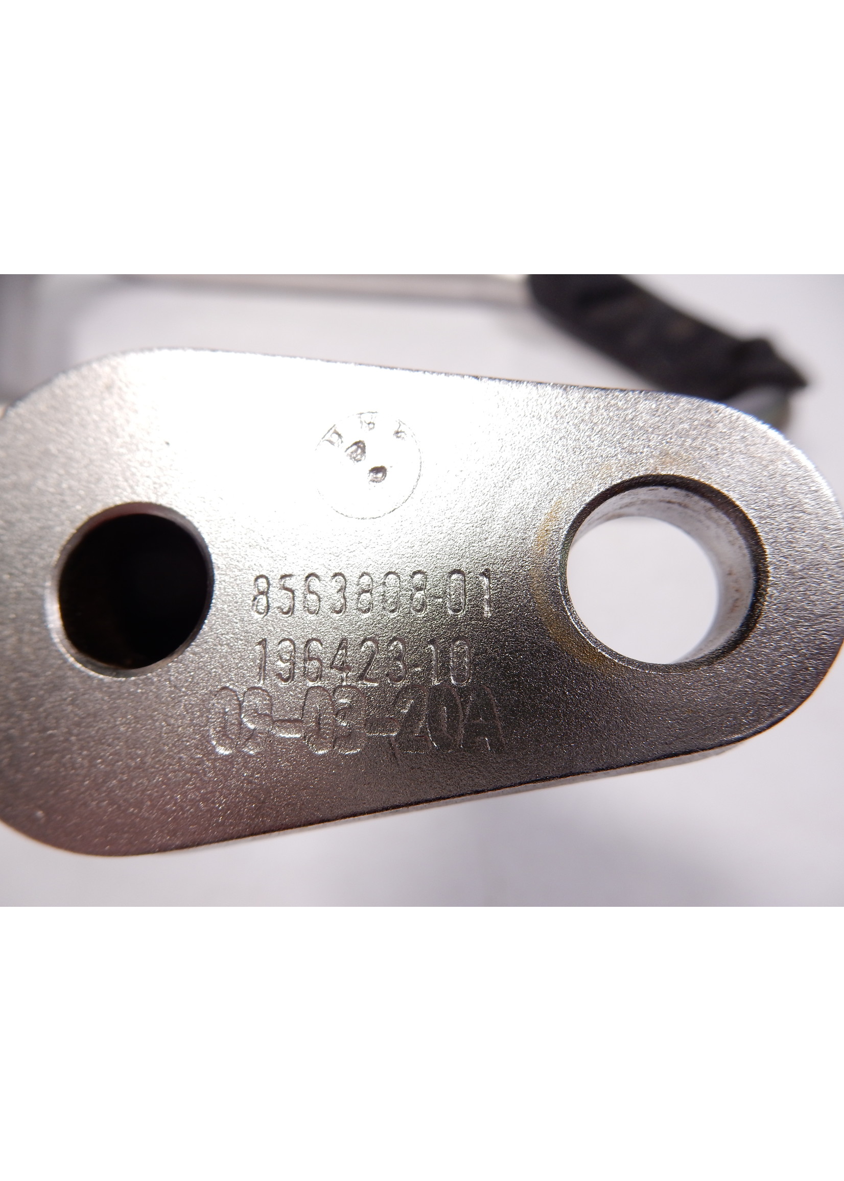 BMW BMW R 1250 GS Adventure Motor protection bracket right / 46638563808