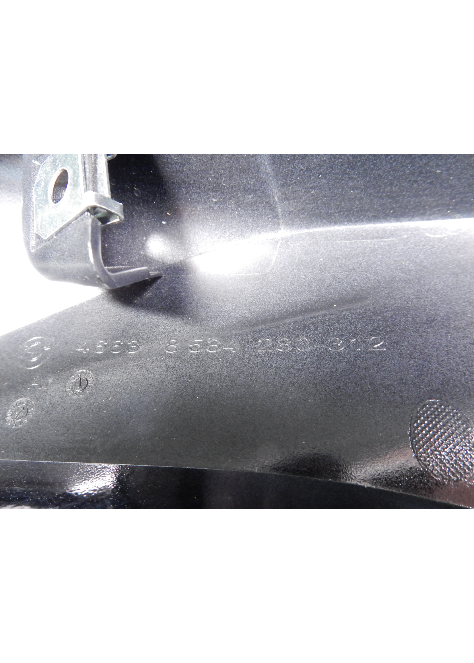 BMW BMW R 1250 RS Rear right lateral body part BLACKSTORM / 46638534280