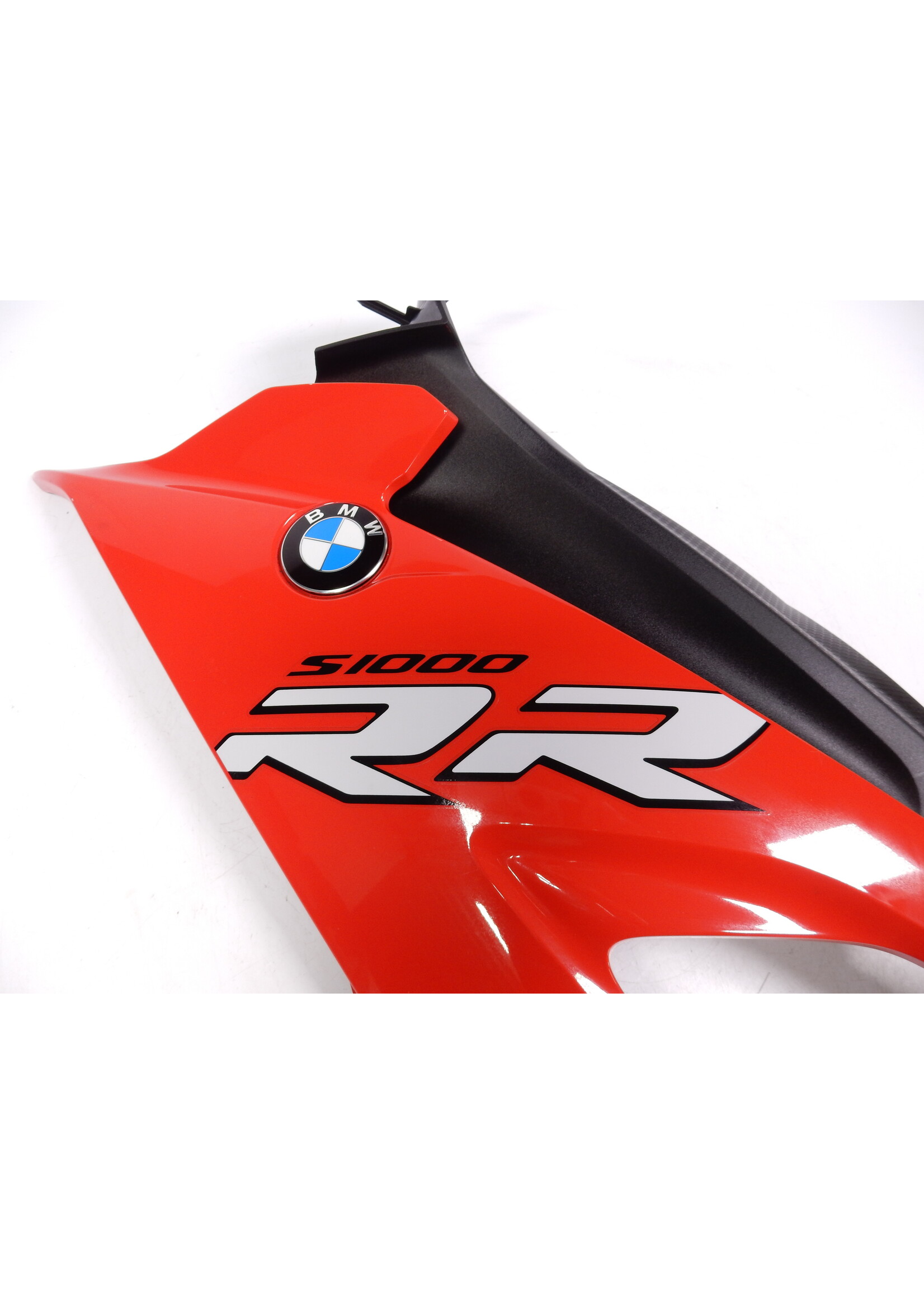 BMW BMW S 1000 RR Zijbekleding links YNA5 racing-red uni / Zijbekleding boven links / 46639467765 / 46638569787