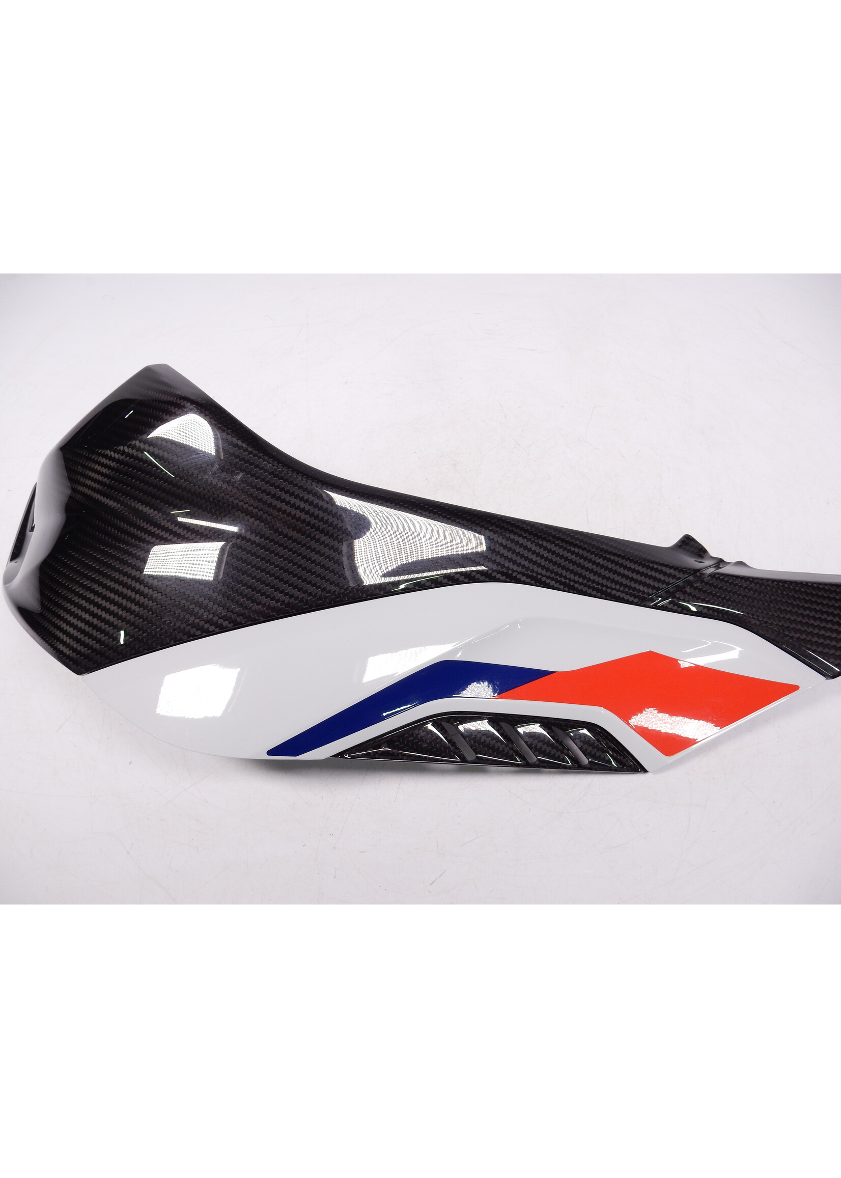 BMW BMW M 1000 RR Tankblende Carbon links / Tankabdeckung mit Dekor links / 77318404071 / 46817922131