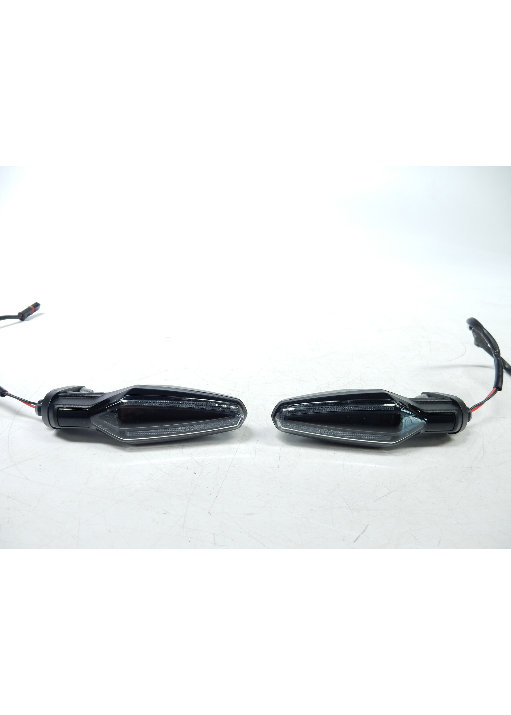 BMW BMW G 310 R LED turn indicator / 63138557188