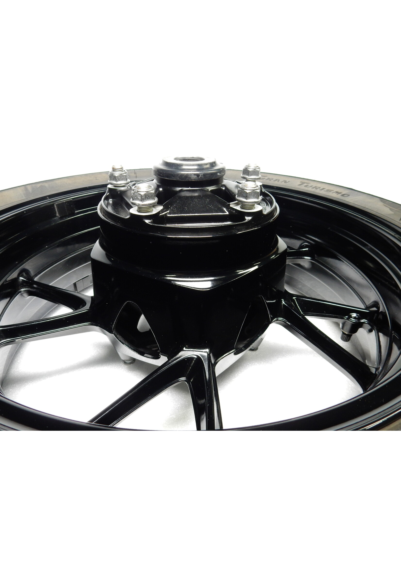 BMW BMW F 900 R Cast rim, black rear / 36319457007