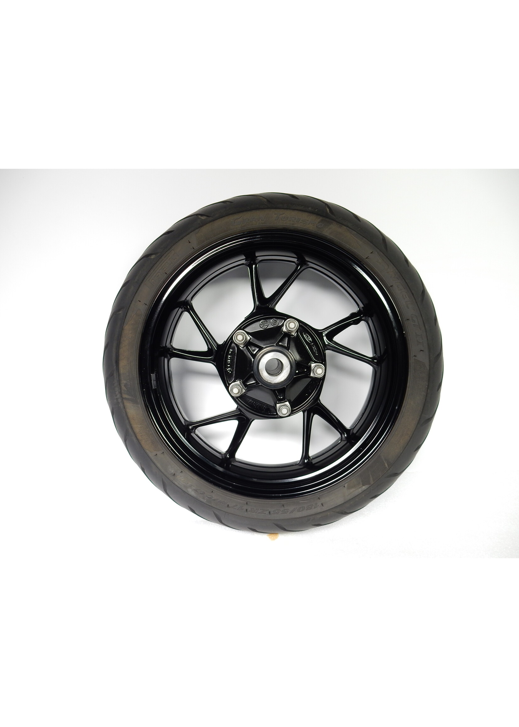 BMW BMW F 900 R Cast rim, black rear / 36319457007